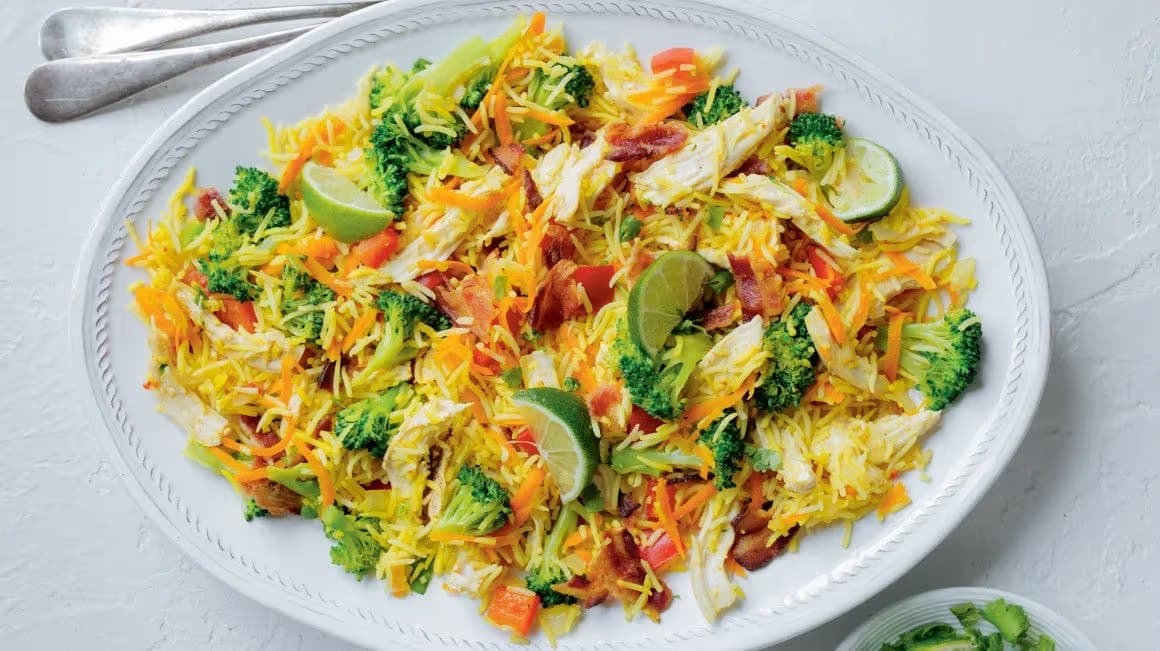 /content/dam/empire/iga/assets/articles/article-page/kitchen_sink_fried_rice.jpg